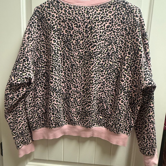 Nike Crew Animal Print Oversized Sweatshirt Size Small Pink, Yellow, Black - Picture 7 of 8